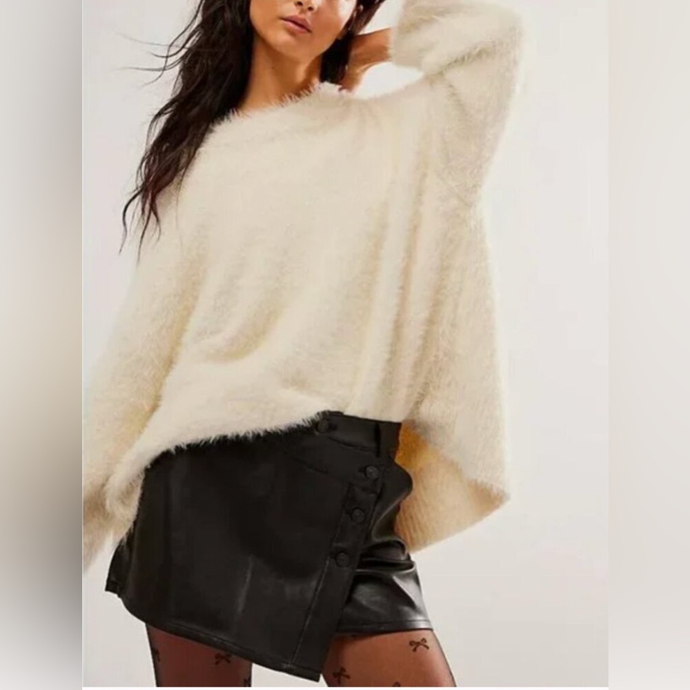 NWT FREE PEOPLE Wynne Vegan Skirt / Black